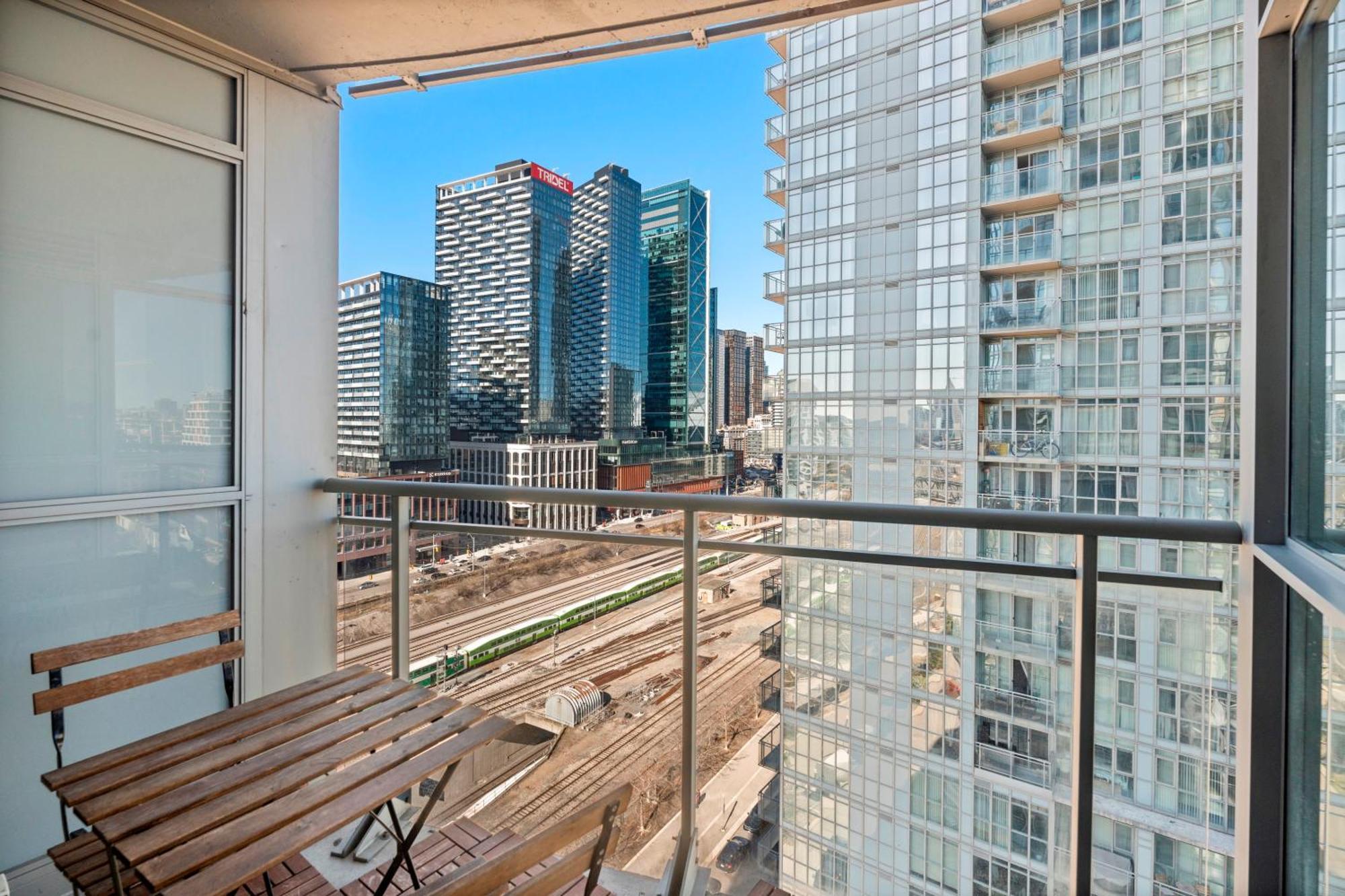 Globalstay Elegant Downtown Apartments Toronto Exterior foto